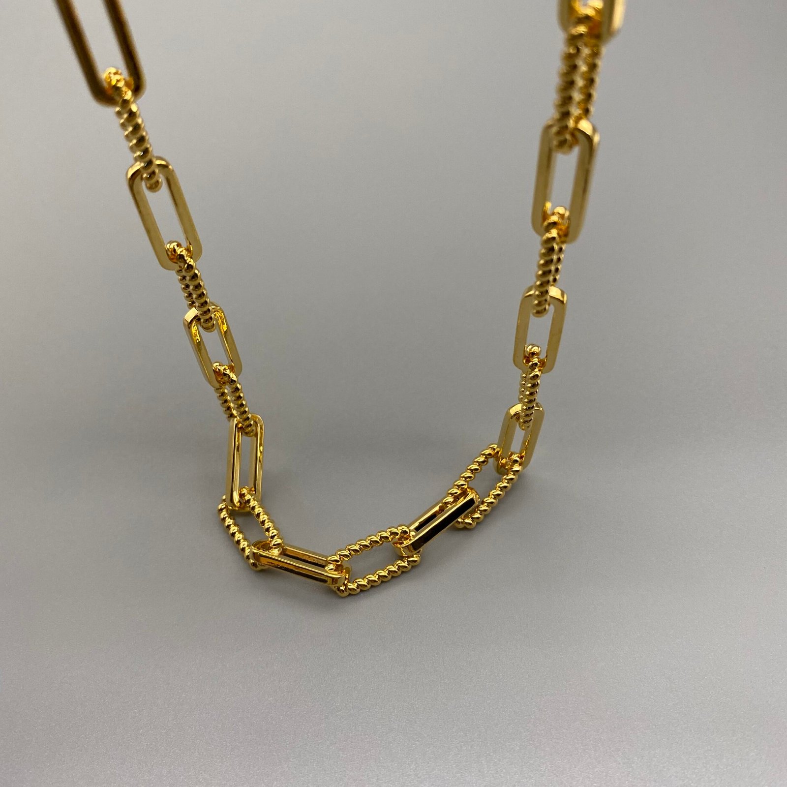 Bold Line Chain Necklace